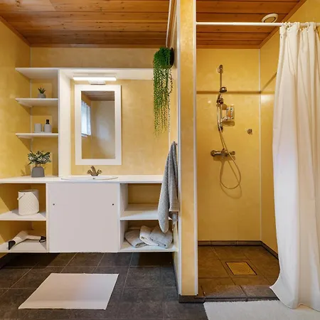 Fjord Direkt Am Ufer Des Dalsfjord Tatil Evi