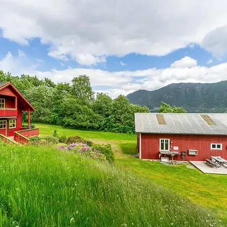 Holiday home Fjord Direkt Am Ufer Des Dalsfjord Lauvstad