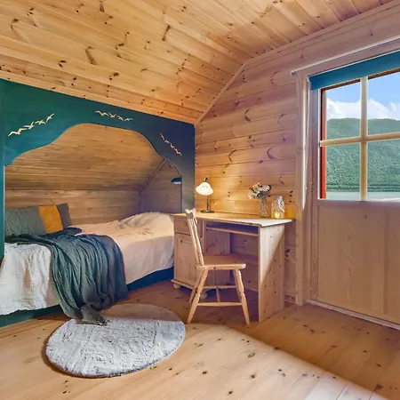 Tatil Evi Fjord Direkt Am Ufer Des Dalsfjord