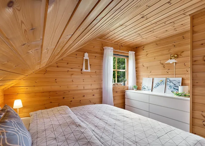 Fjord Direkt Am Ufer Des Dalsfjord *