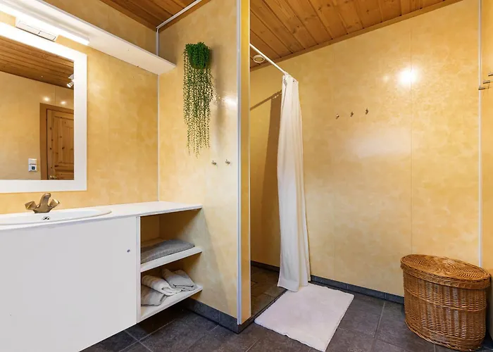 Fjord Direkt Am Ufer Des Dalsfjord Lauvstad